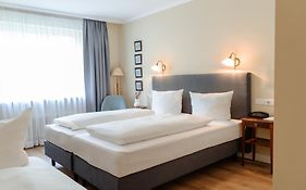 Acanthus Hotel Munich